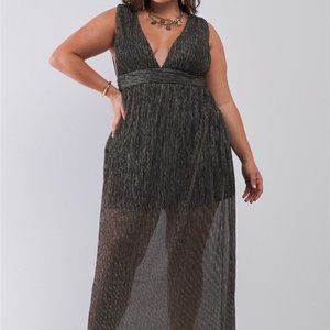Plus Size Black & Gold Sleeveless Pleated Maxi Dress